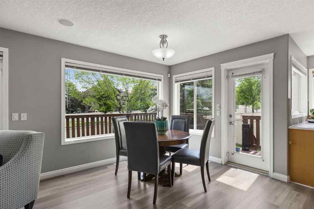 MLS® A2265209 - 38 Simcoe Crescent SW in Signal Hill Calgary, Residential