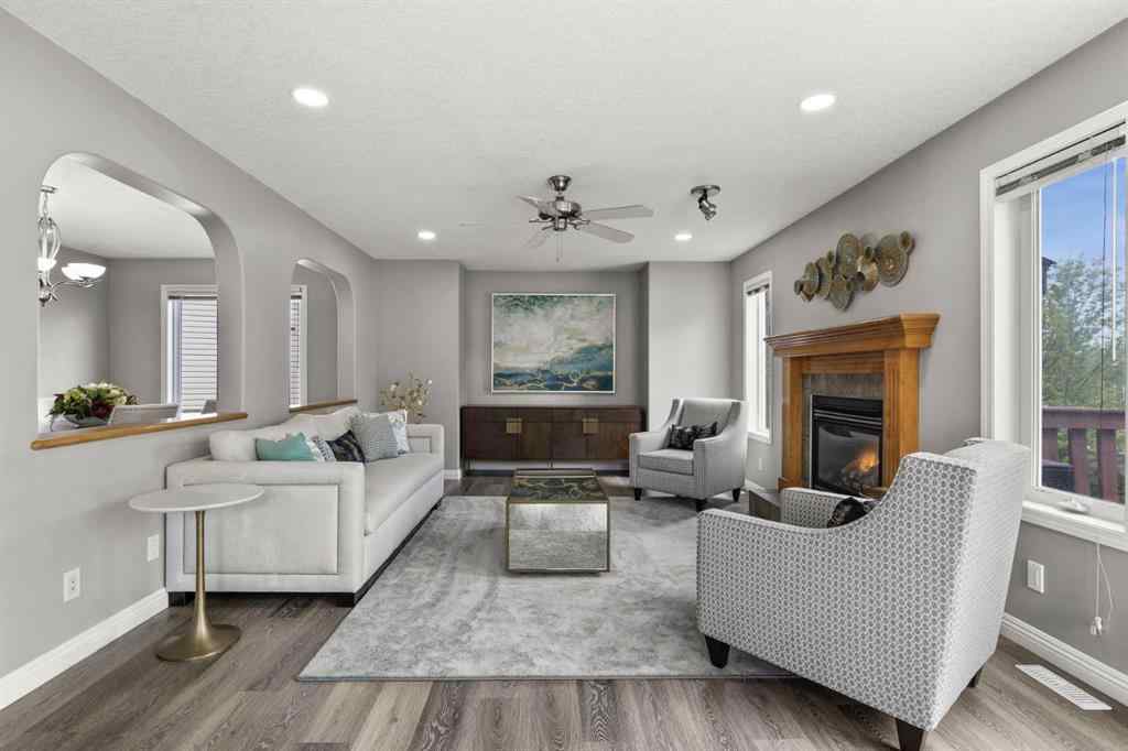 MLS® A2265209 - 38 Simcoe Crescent SW in Signal Hill Calgary, Residential