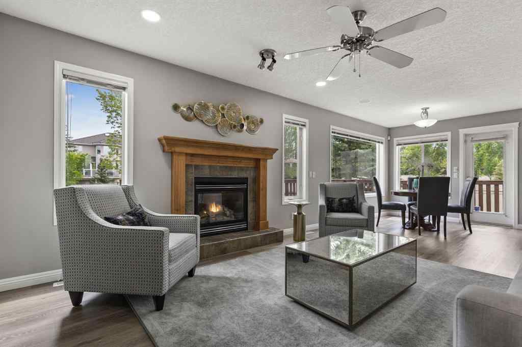 MLS® A2265209 - 38 Simcoe Crescent SW in Signal Hill Calgary, Residential