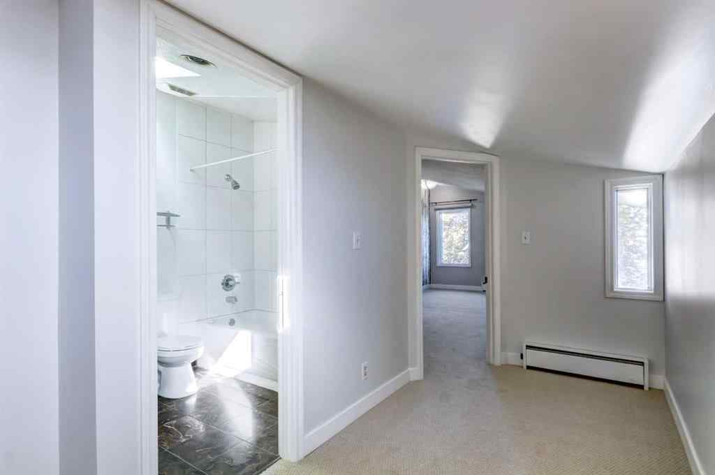 MLS® A2265211 - Unit #3 1921 5 Street SW in Cliff Bungalow Calgary, Residential