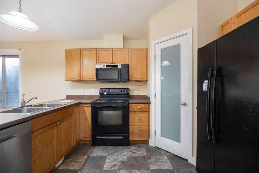 MLS® A2265213 - 354 Grosbeak Way  in Eagle Ridge Fort McMurray, Residential