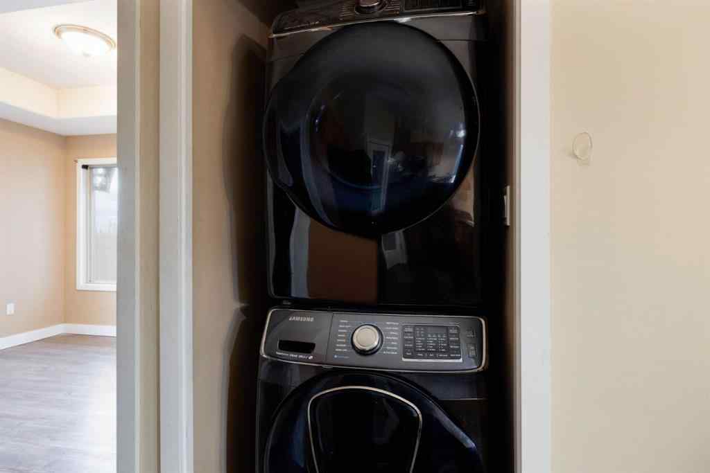 MLS® A2265213 - 354 Grosbeak Way  in Eagle Ridge Fort McMurray, Residential