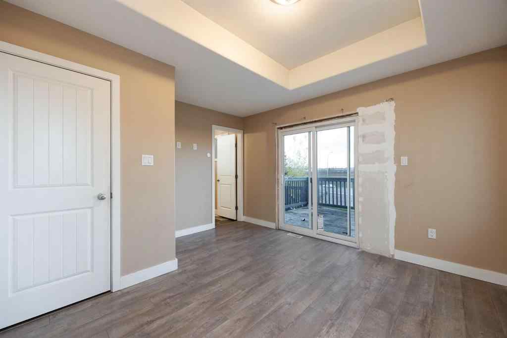 MLS® A2265213 - 354 Grosbeak Way  in Eagle Ridge Fort McMurray, Residential