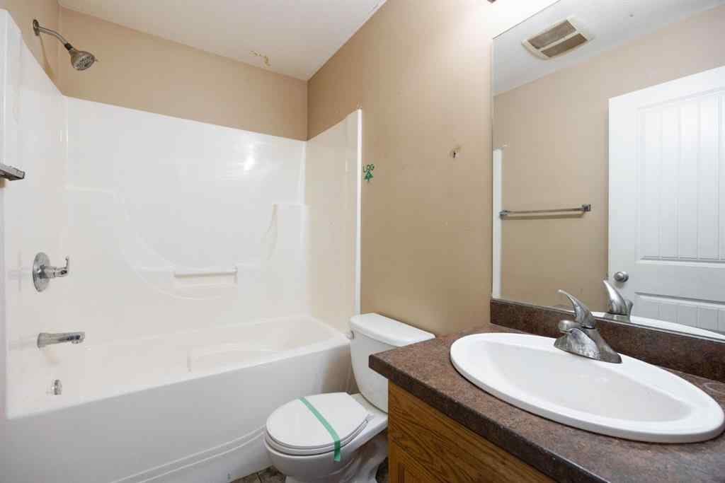 MLS® A2265213 - 354 Grosbeak Way  in Eagle Ridge Fort McMurray, Residential