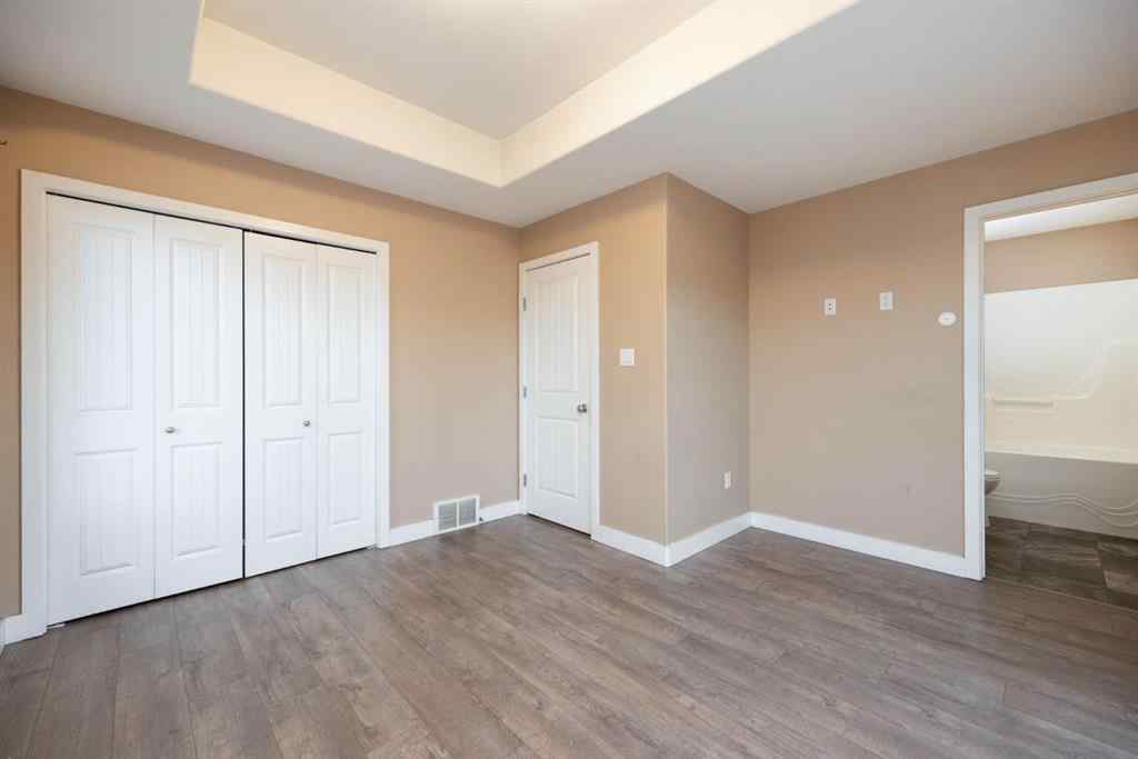 MLS® A2265213 - 354 Grosbeak Way  in Eagle Ridge Fort McMurray, Residential