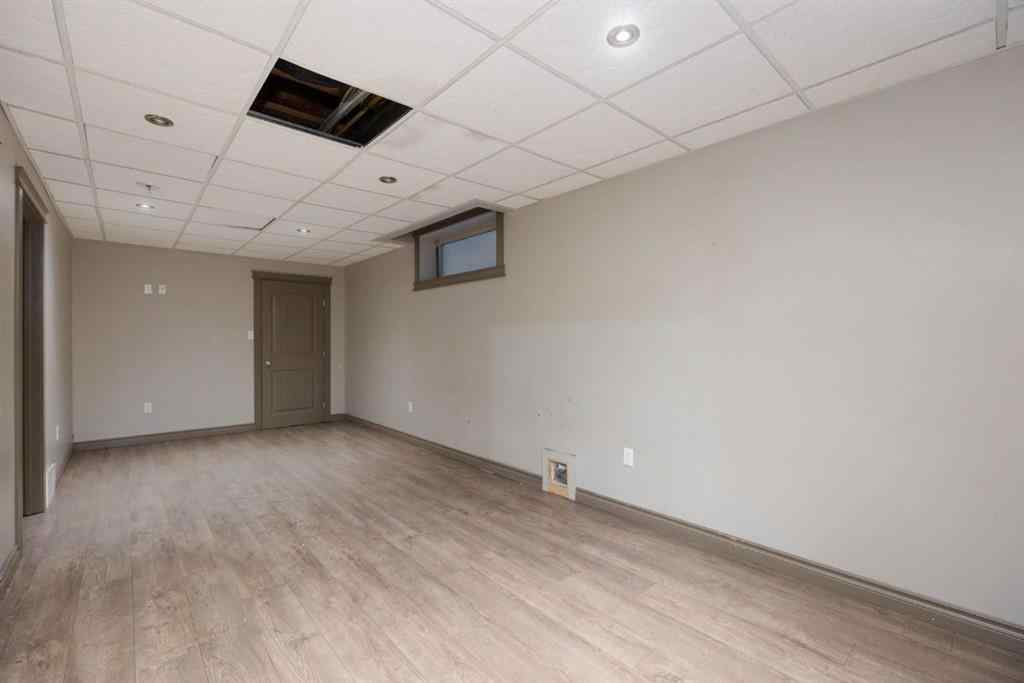 MLS® A2265213 - 354 Grosbeak Way  in Eagle Ridge Fort McMurray, Residential