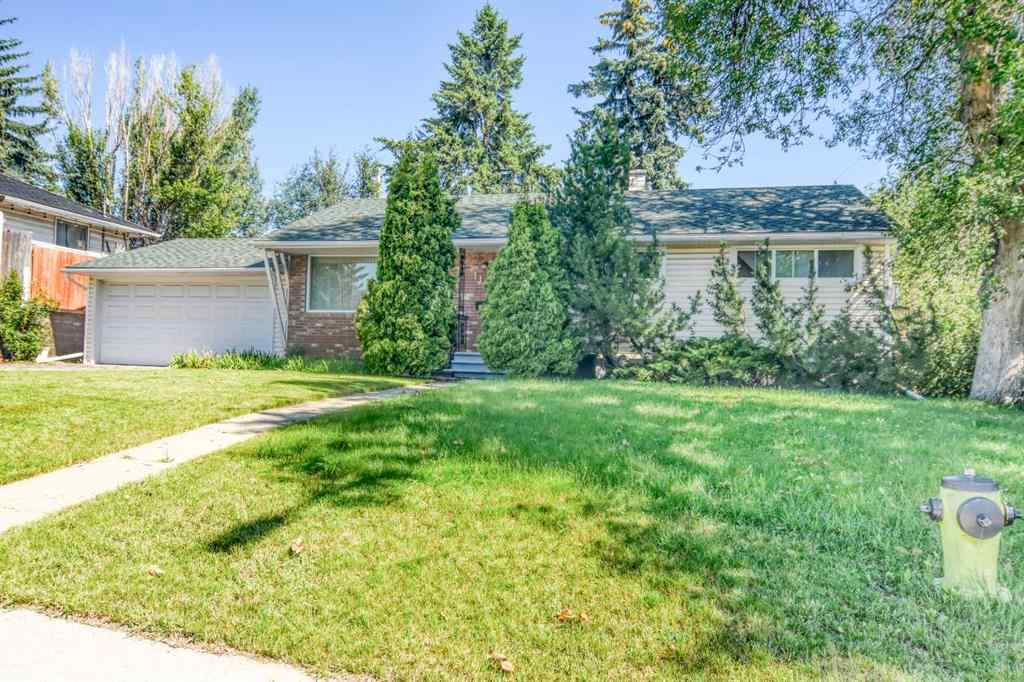 MLS® A2265216 - 1140 Trafford Drive NW in Thorncliffe Calgary, Residential