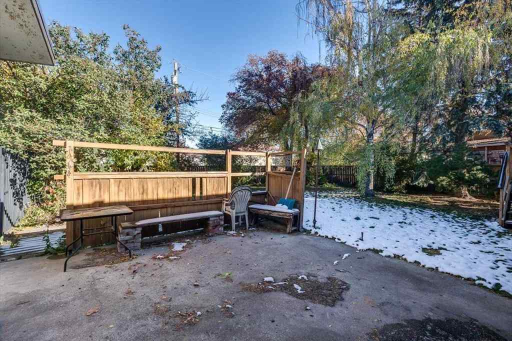 MLS® A2265223 - 5514 53 Street  in NONE Olds, Residential