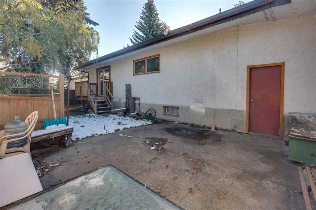 MLS® A2265223 - 5514 53 Street  in NONE Olds, Residential