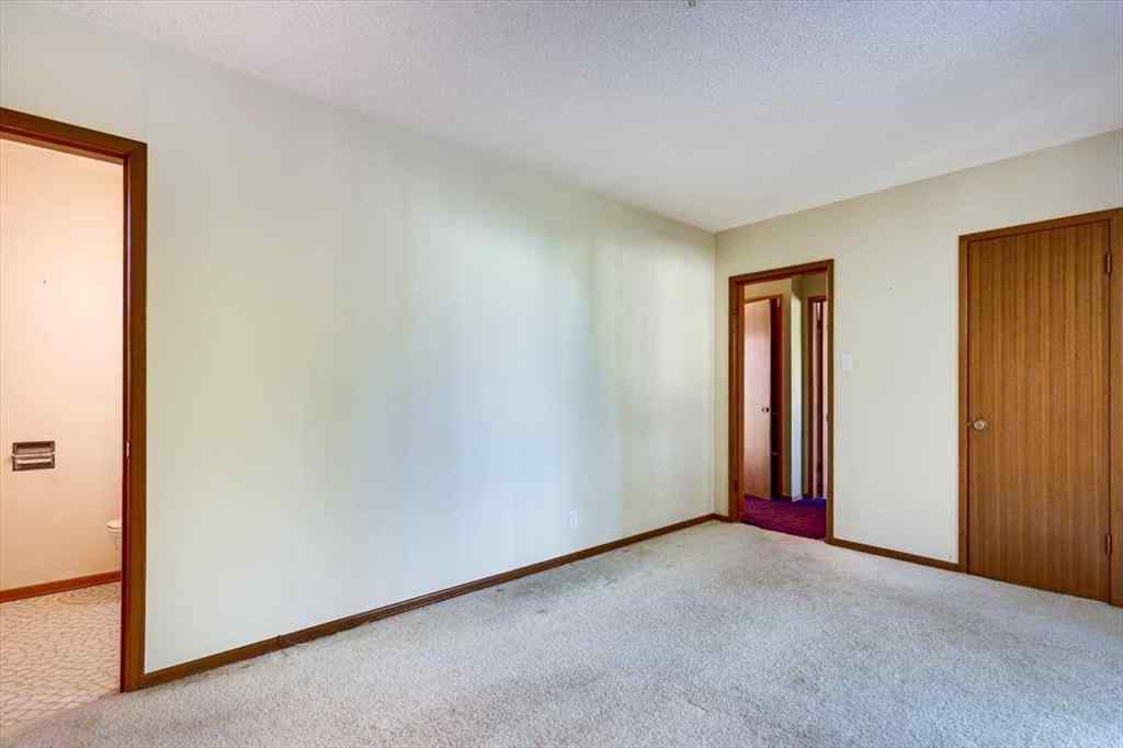 MLS® A2265223 - 5514 53 Street  in NONE Olds, Residential