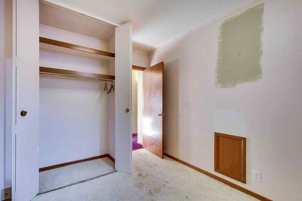 MLS® A2265223 - 5514 53 Street  in NONE Olds, Residential