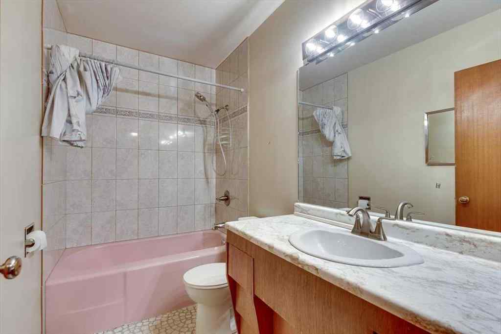 MLS® A2265223 - 5514 53 Street  in NONE Olds, Residential