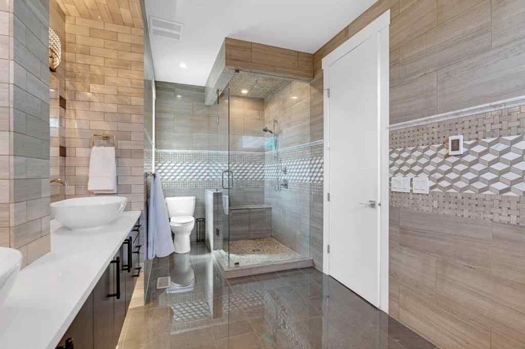 MLS® A2265225 - 2635 29 Street SW in Killarney/Glengarry Calgary, Residential