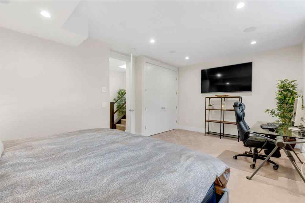 MLS® A2265225 - 2635 29 Street SW in Killarney/Glengarry Calgary, Residential