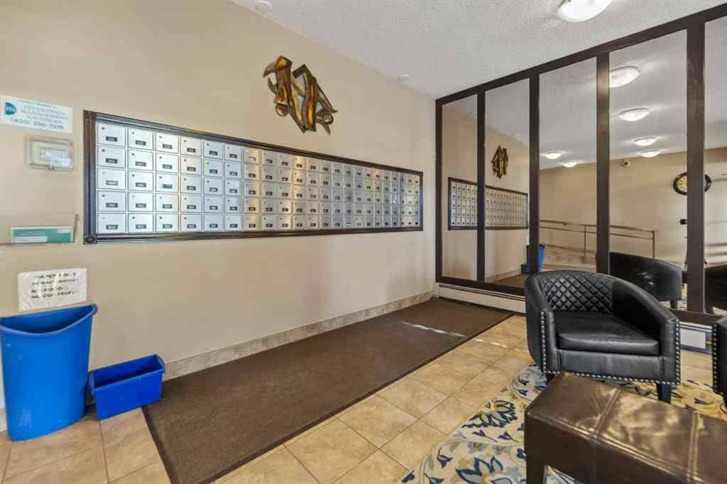 MLS® A2265231 - Unit #207 1335 12  SW in Beltline Calgary, Residential
