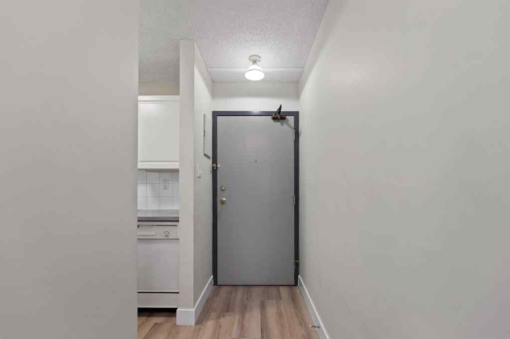 MLS® A2265231 - Unit #207 1335 12  SW in Beltline Calgary, Residential