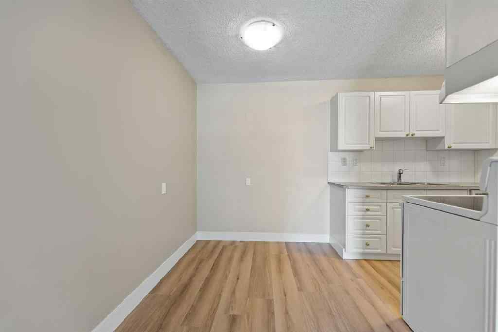 MLS® A2265231 - Unit #207 1335 12  SW in Beltline Calgary, Residential