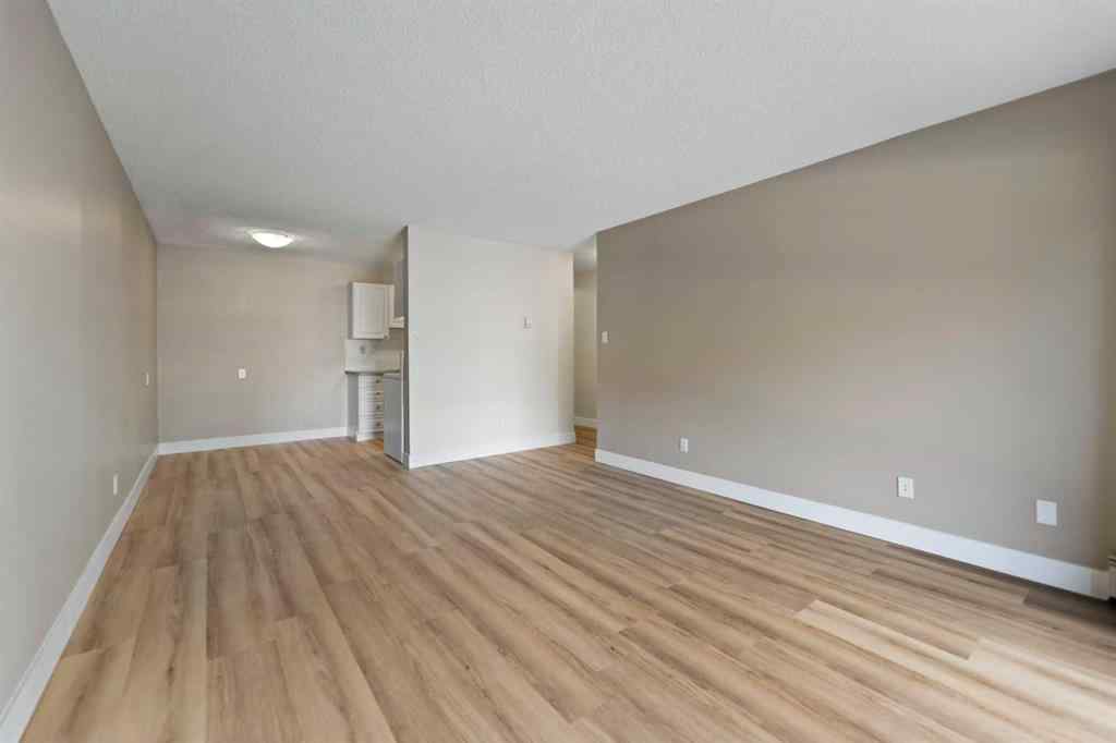 MLS® A2265231 - Unit #207 1335 12  SW in Beltline Calgary, Residential