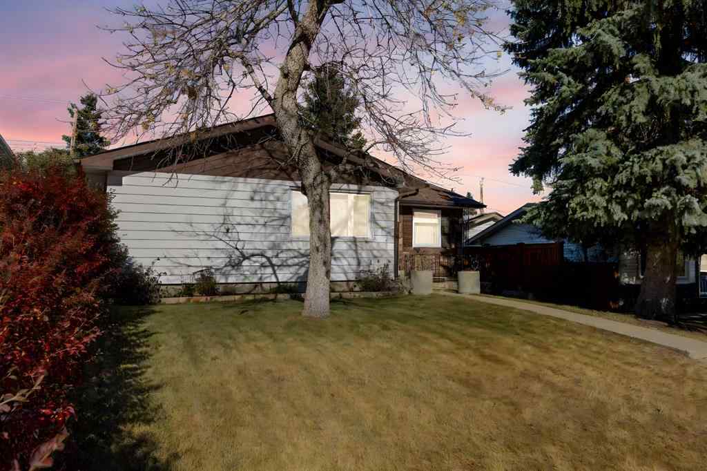 MLS® A2265233 - 7031 Hunterbow Crescent NW in Huntington Hills Calgary, Residential