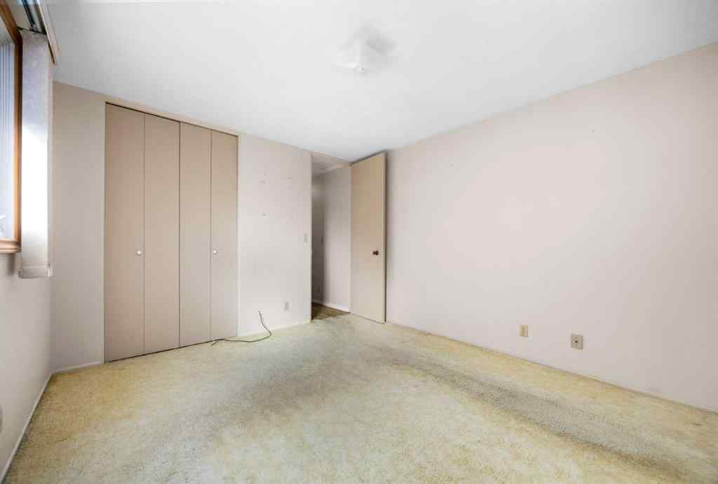 MLS® A2265233 - 7031 Hunterbow Crescent NW in Huntington Hills Calgary, Residential