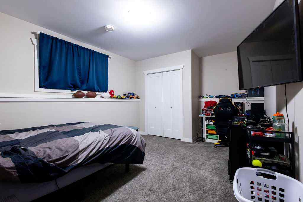 MLS® A2265234 - 4420 74 Street  in West Park Camrose, Residential