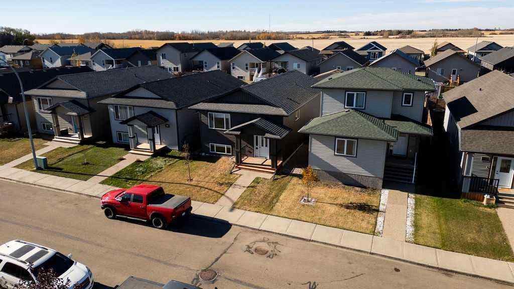 MLS® A2265234 - 4420 74 Street  in West Park Camrose, Residential