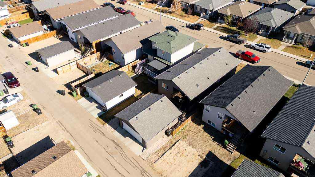 MLS® A2265234 - 4420 74 Street  in West Park Camrose, Residential