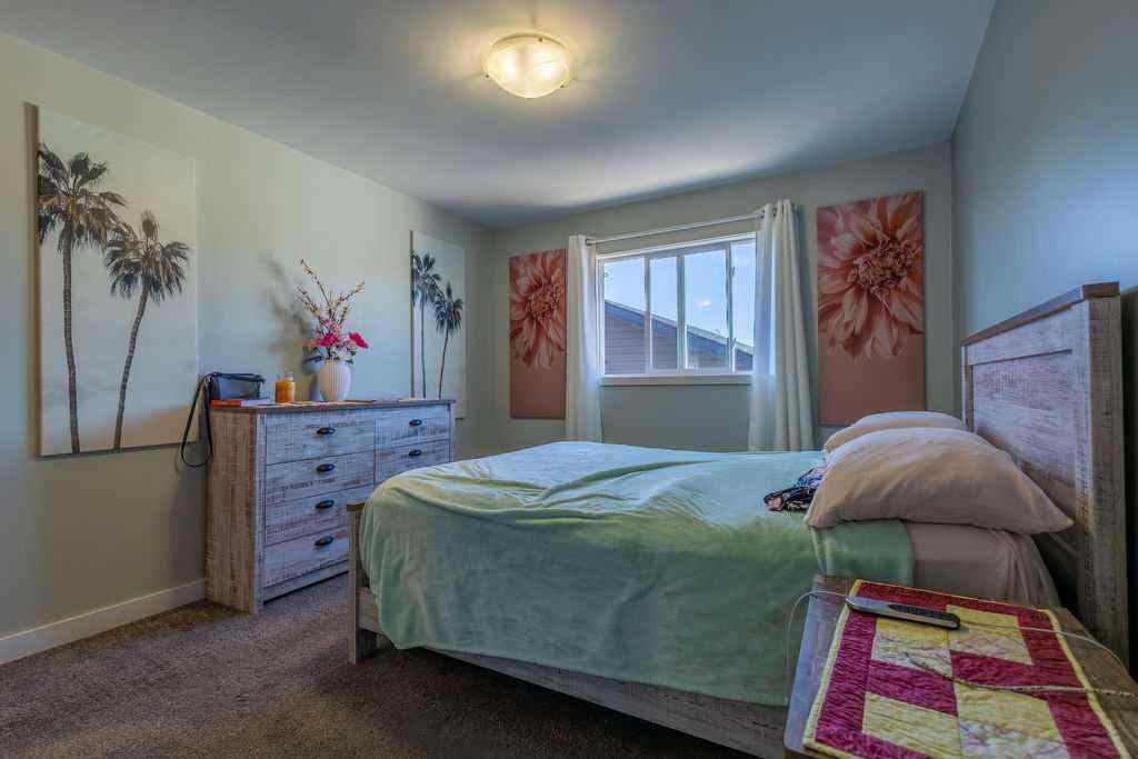 MLS® A2265234 - 4420 74 Street  in West Park Camrose, Residential