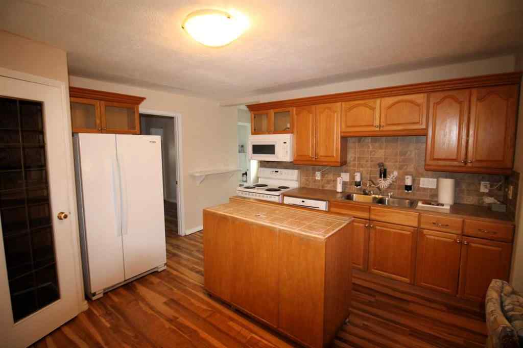 MLS® A2265236 - 2319 17 Street  in NONE Coaldale, Residential