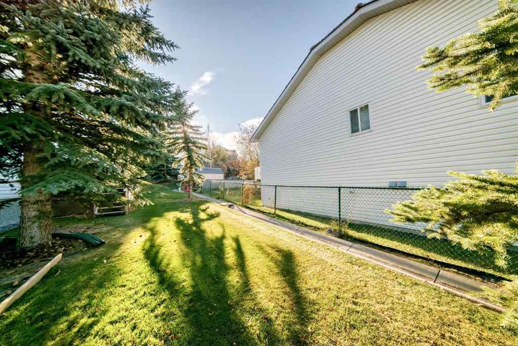 MLS® A2265241 - Unit #8 122 Bow Ridge Crescent  in Bow Ridge Cochrane, Residential