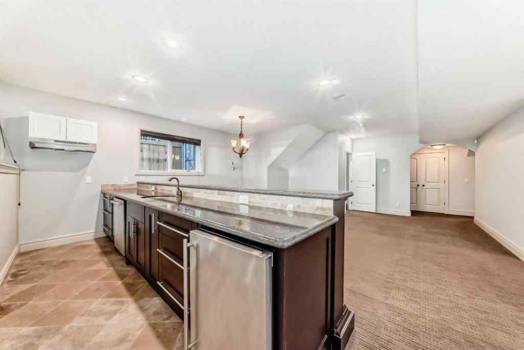 MLS® A2265246 - 38 Aspen Meadows Park SW in Aspen Woods Calgary, Residential