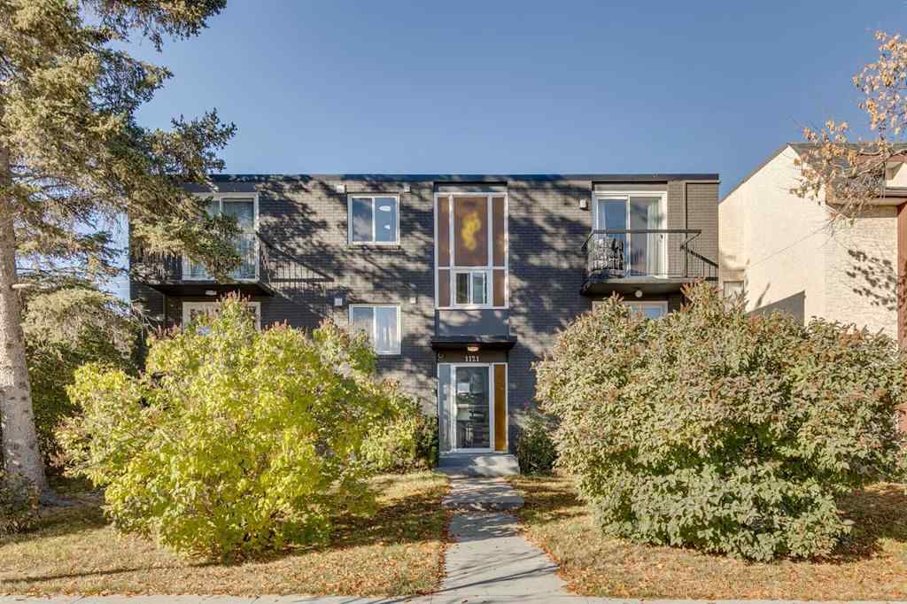 MLS® A2265250 - 1121 37 Street SW in Rosscarrock Calgary, Commercial