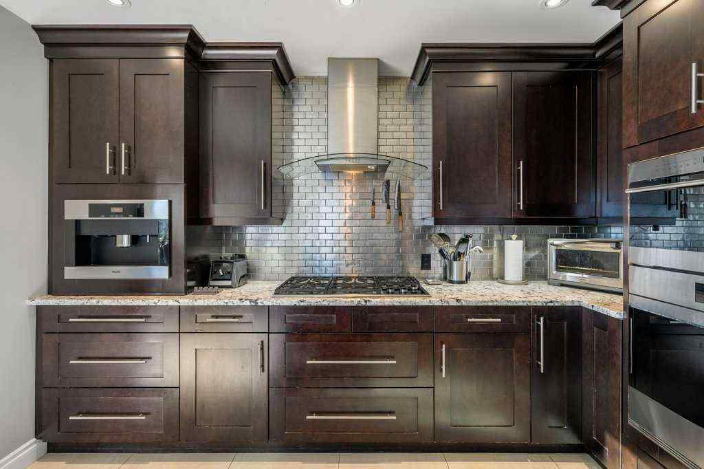 MLS® A2265255 - 276 Edenwold Drive NW in Edgemont Calgary, Residential