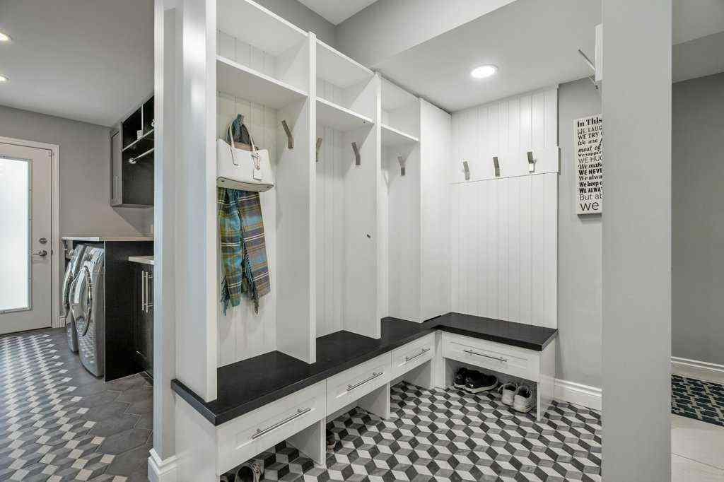 MLS® A2265255 - 276 Edenwold Drive NW in Edgemont Calgary, Residential