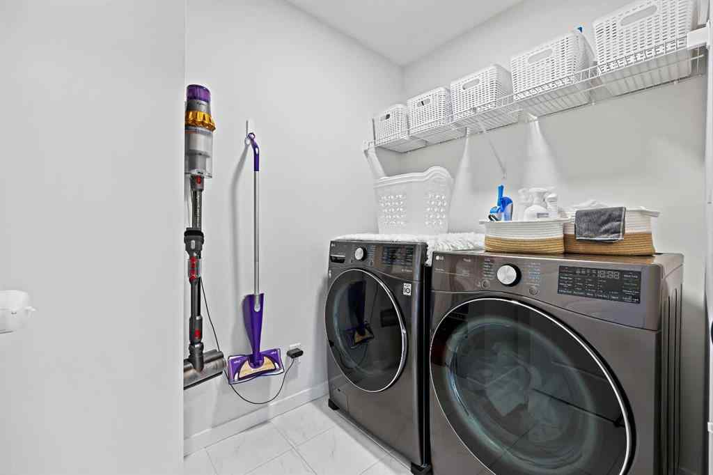 MLS® A2265256 - 511 Wolf Creek Way SE in Wolf Willow Calgary, Residential