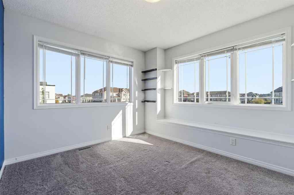 MLS® A2265259 - 5 Osborne Gate SW in South Windsong Airdrie, Residential