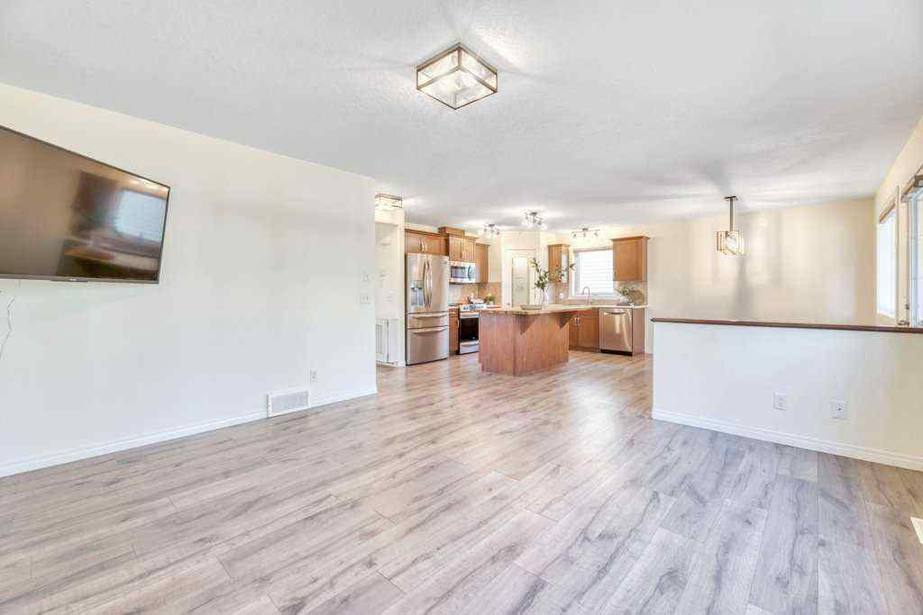 MLS® A2265261 - 123 Aspen Circle  in Aspen Creek Strathmore, Residential
