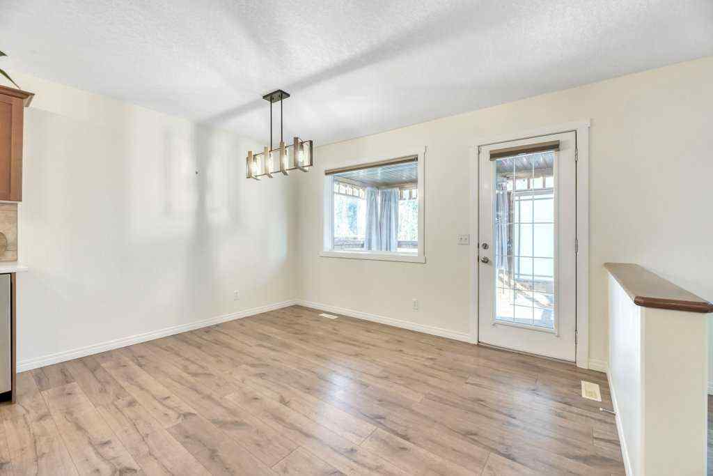 MLS® A2265261 - 123 Aspen Circle  in Aspen Creek Strathmore, Residential