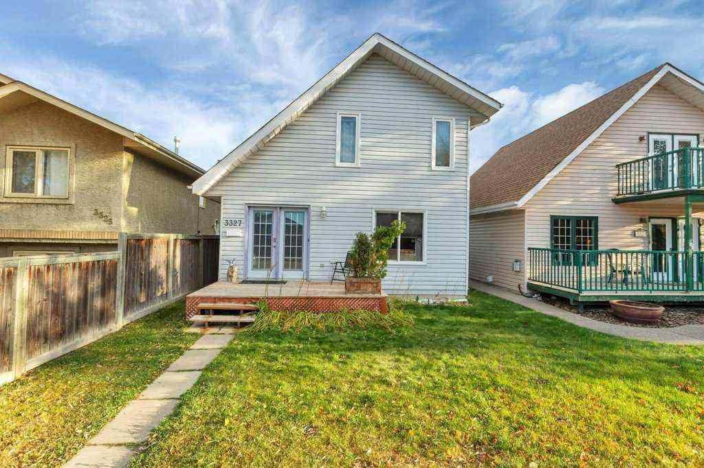 MLS® A2265267 - 3327 50 Avenue  in Cottage Area Sylvan Lake, Residential