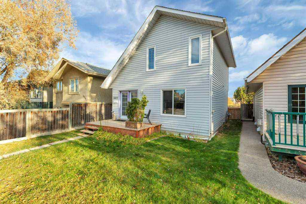 MLS® A2265267 - 3327 50 Avenue  in Cottage Area Sylvan Lake, Residential