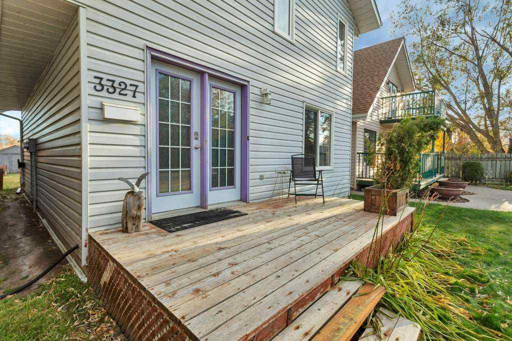 MLS® A2265267 - 3327 50 Avenue  in Cottage Area Sylvan Lake, Residential