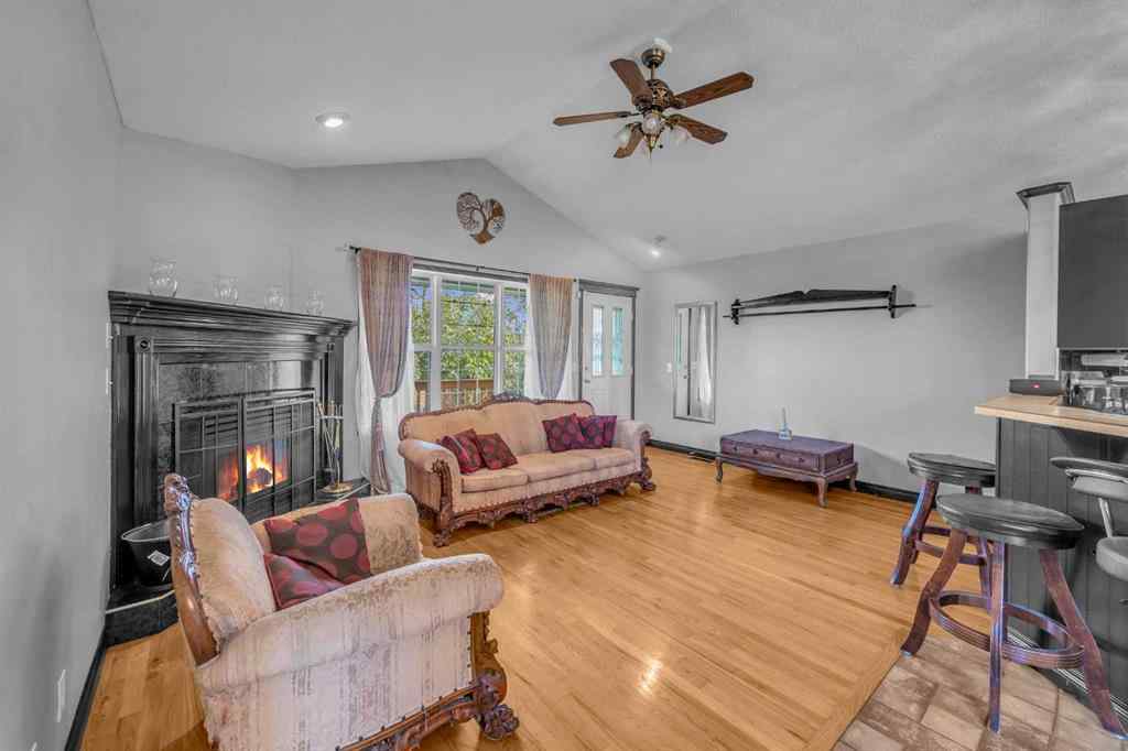 MLS® A2265272 - 303 1 Street  in NONE Irricana, Residential