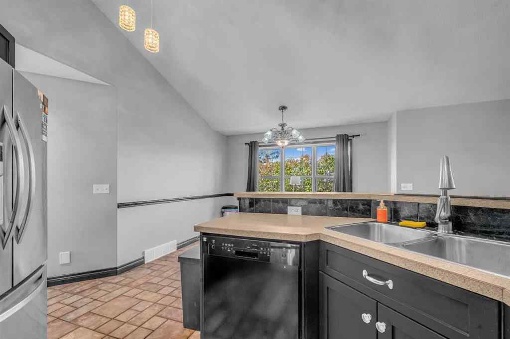 MLS® A2265272 - 303 1 Street  in NONE Irricana, Residential