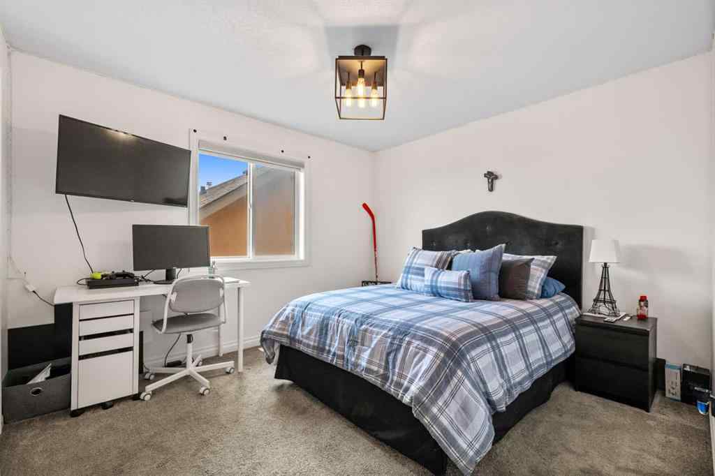 MLS® A2265277 - 44 Sherwood Circle NW in Sherwood Calgary, Residential