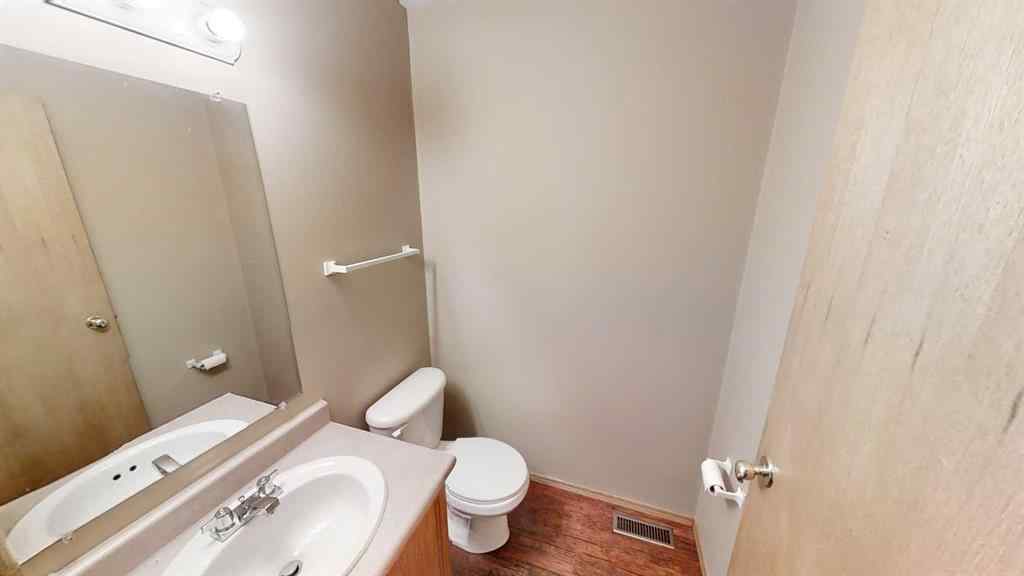 MLS® A2265279 - 9503 103 Avenue  in Hillside Grande Prairie, Multi-Family