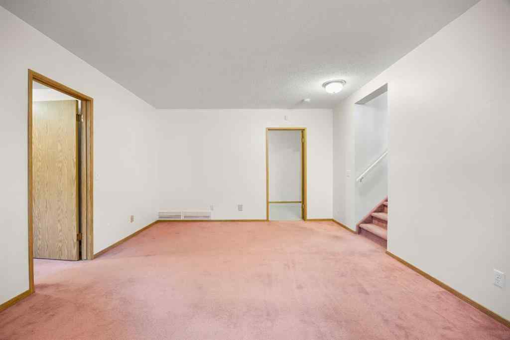 MLS® A2265282 - 51 Macewan Park Rise NW in MacEwan Glen Calgary, Residential