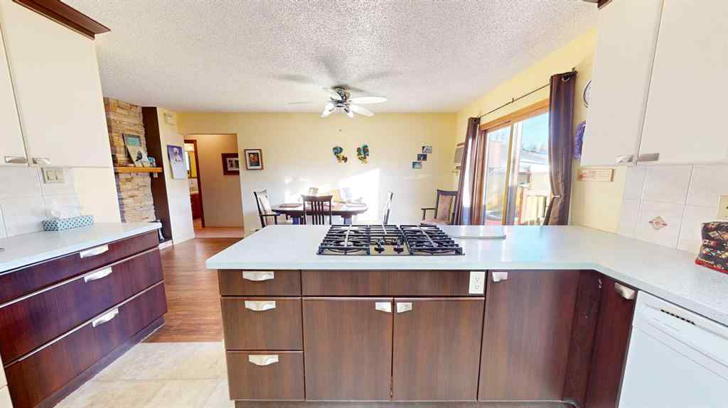 MLS® A2265285 - 235 5 Street SE in NONE Redcliff, Residential