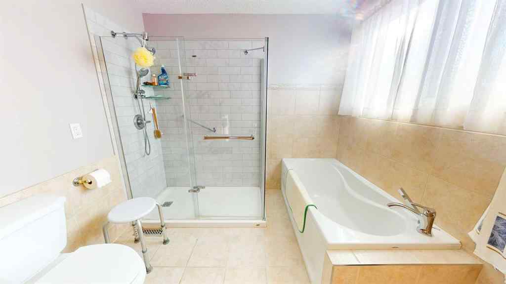 MLS® A2265285 - 235 5 Street SE in NONE Redcliff, Residential