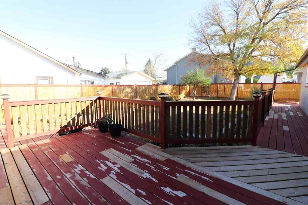 MLS® A2265285 - 235 5 Street SE in NONE Redcliff, Residential