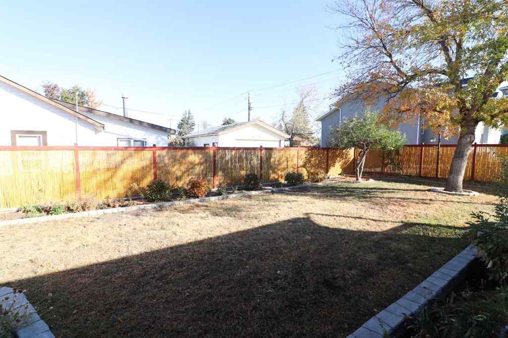 MLS® A2265285 - 235 5 Street SE in NONE Redcliff, Residential